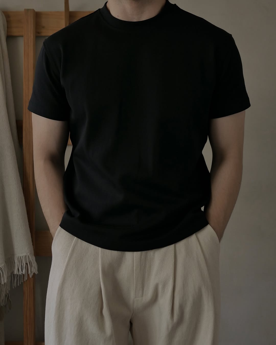 Black Plain Premium T-Shirt – Classic Everyday Essential
