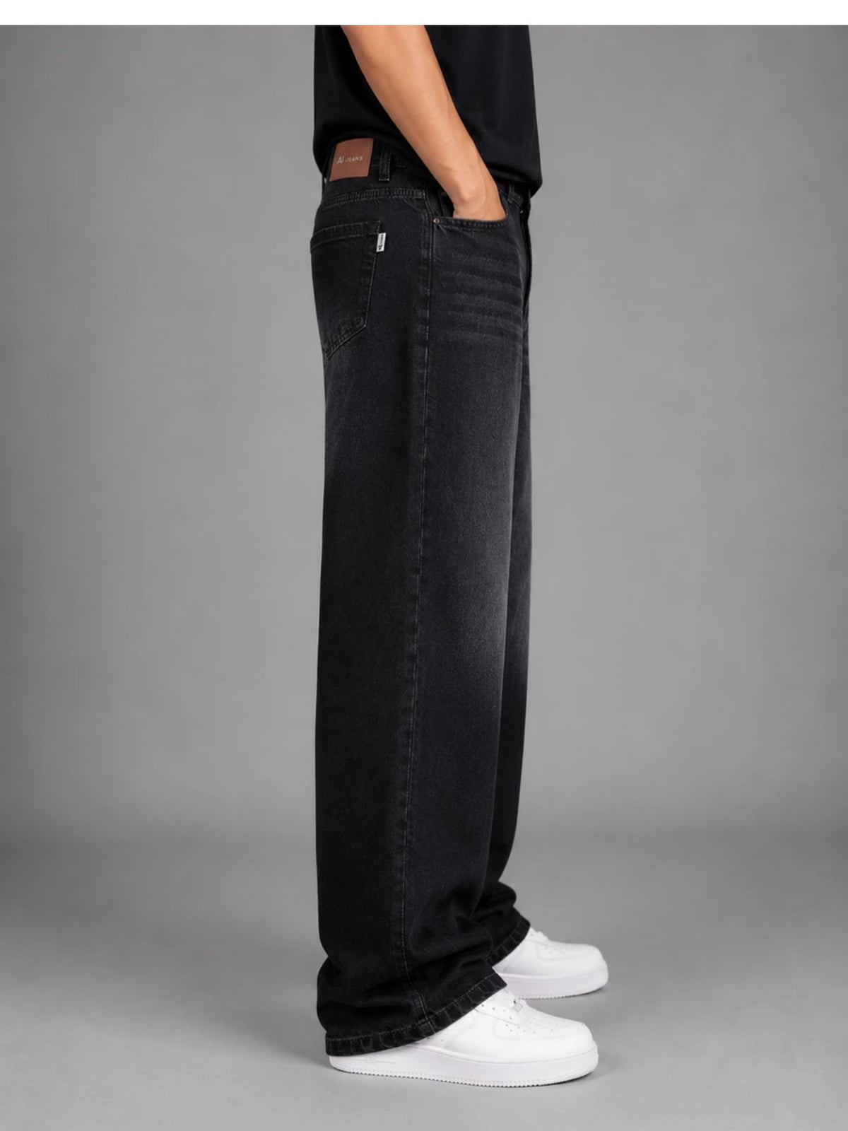 StreetMart Black Relaxed Fit Baggy Jeans