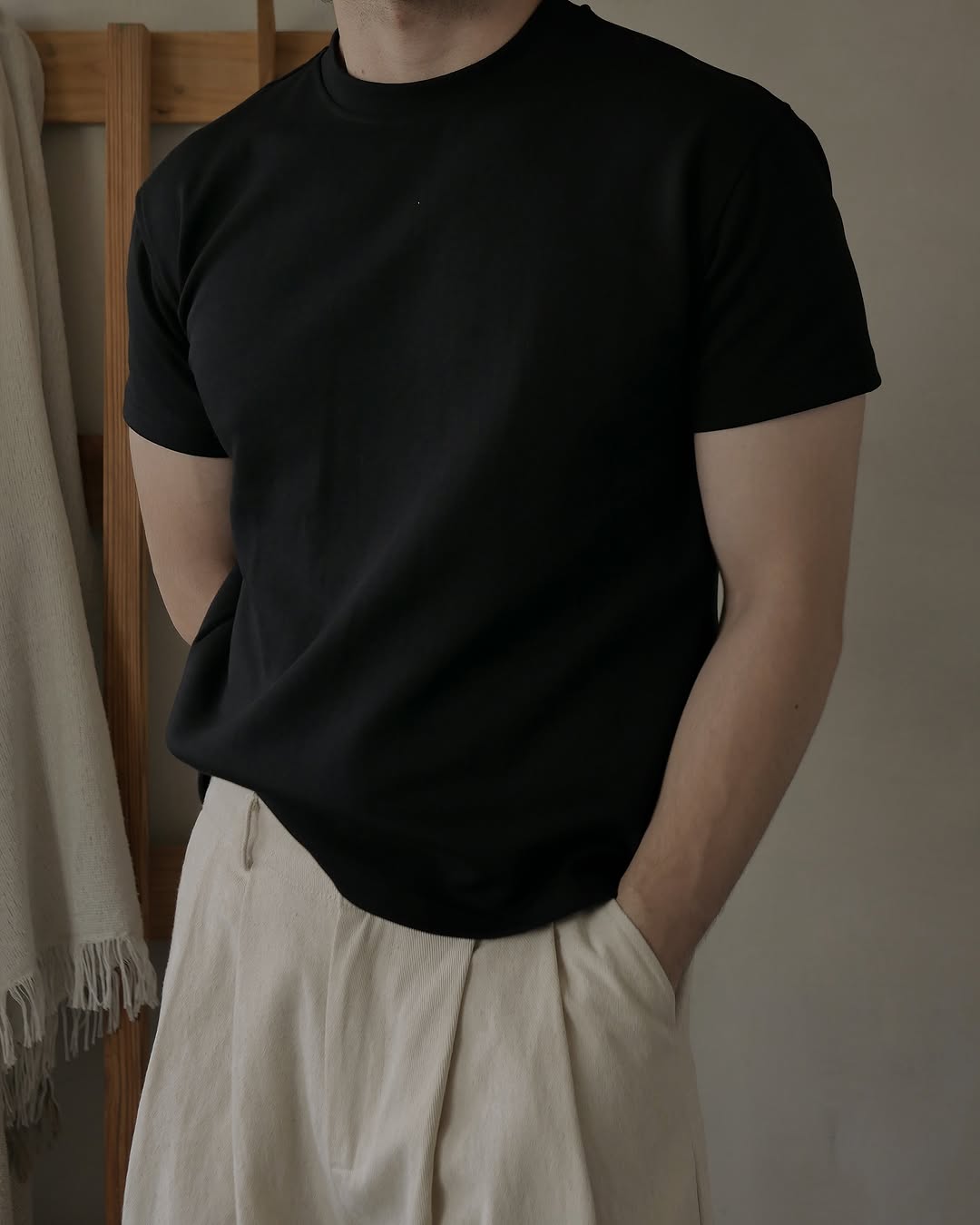 Black Plain Premium T-Shirt – Classic Everyday Essential