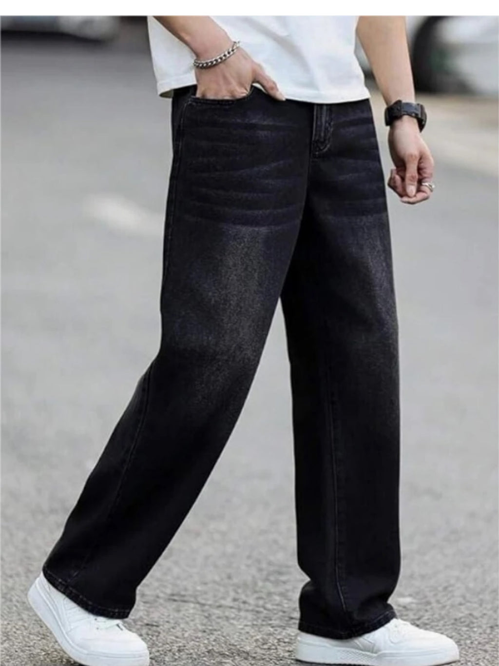 StreetMart Black Relaxed Fit Baggy Jeans