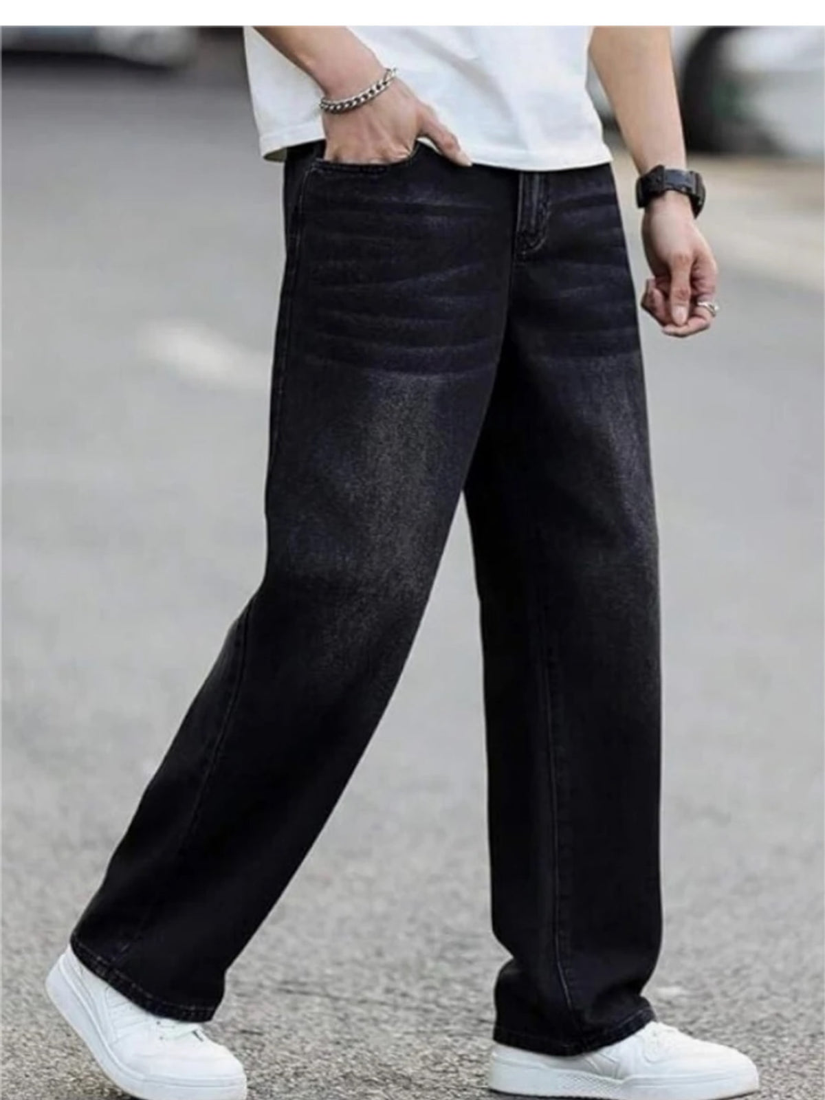 StreetMart Black Relaxed Fit Baggy Jeans